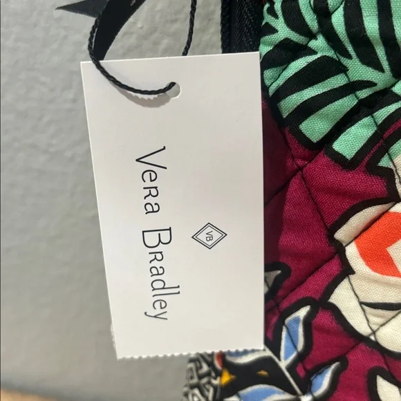 Vera Bradley ~ “Laptop Sleeve” in Kauai Floral ~ NWT’s - Picture 2 of 7
